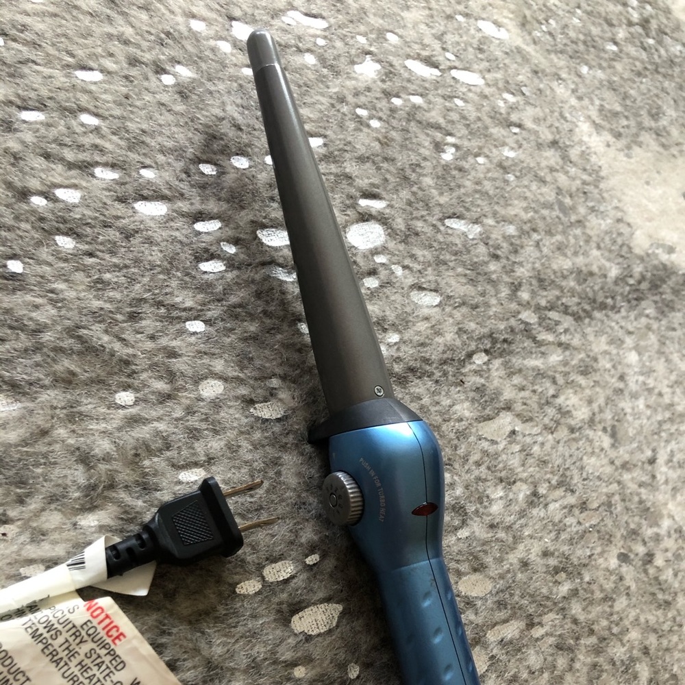 BabyLiss Nano Titanium Curling 1” Wand
